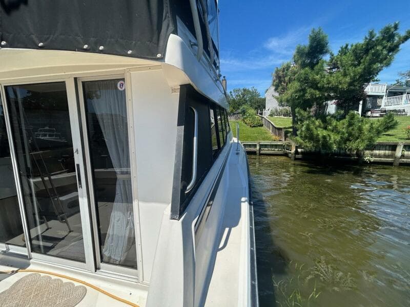 1990 Silverton 34 Convertible