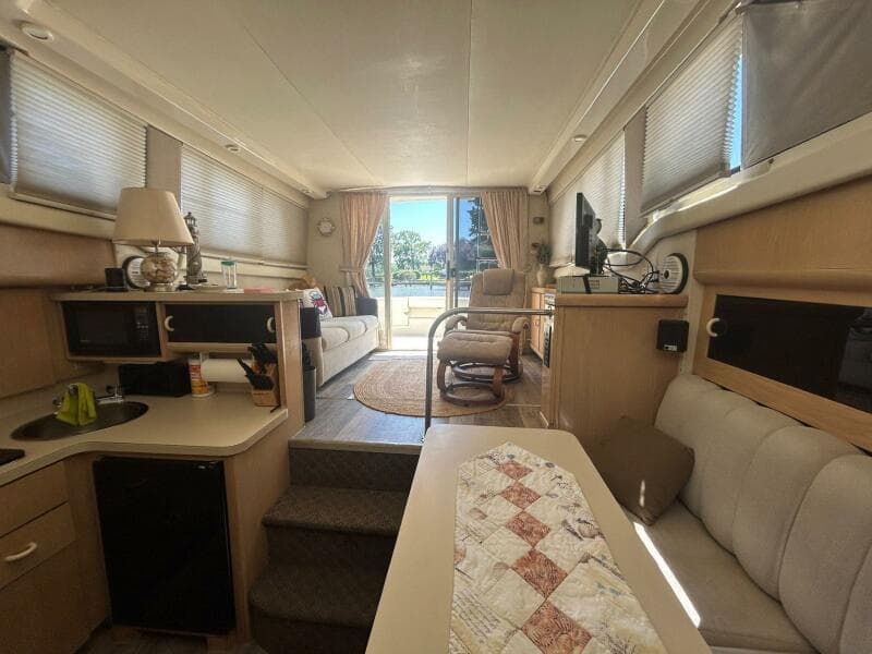 1990 Silverton 34 Convertible