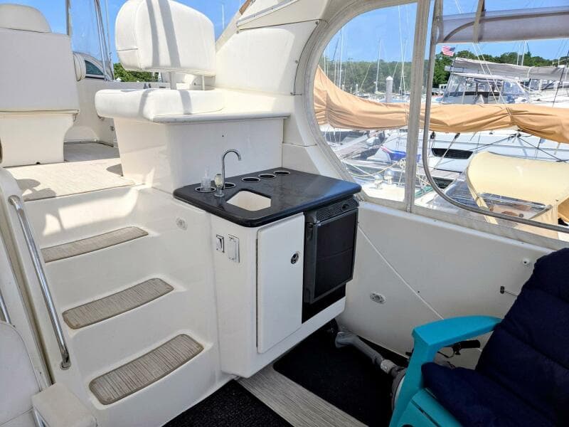 2003 Silverton 392 Aft Cabin Motor Yacht