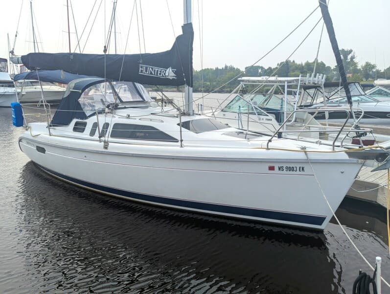 1996 Hunter 29.5