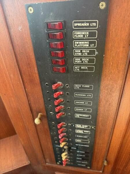 1982 Albin Tri-Cabin - Photo 18