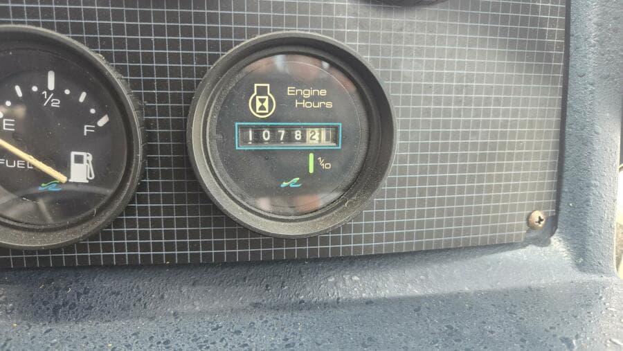 1988 Sea Ray 390 Express Cruiser