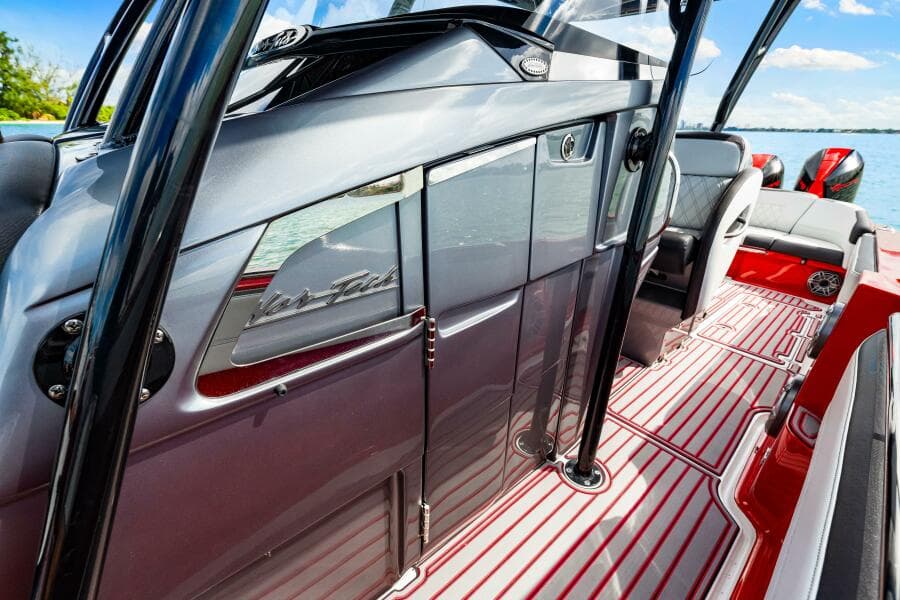 2022 Nor-Tech 390 SS