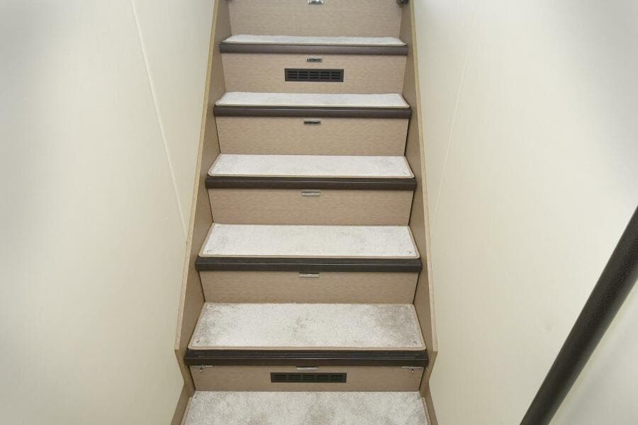 2018 Prestige 560 Fly