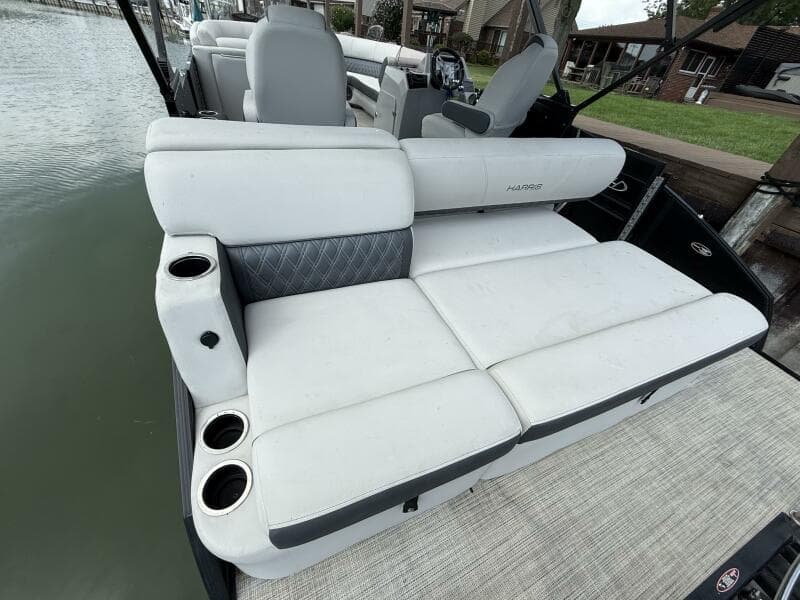 2022 Harris Sunliner 230