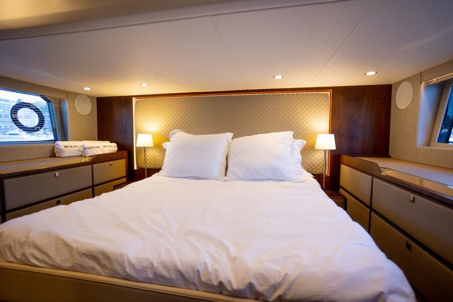 2025 Fairline Squadron 50