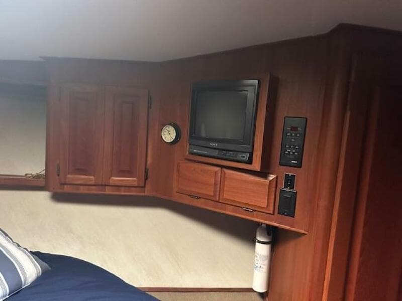 1988 Viking 45 Convertible