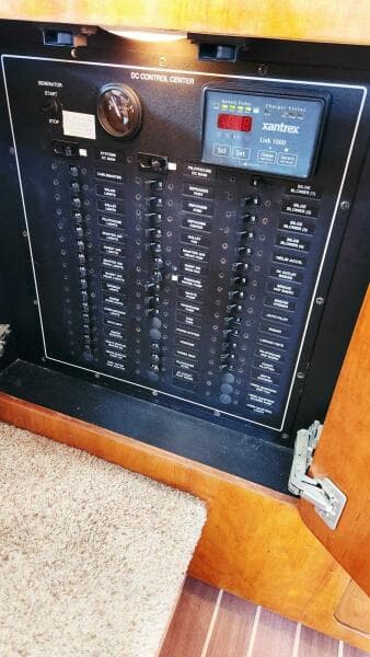 1999 Carver 530 Voyager Pilothouse