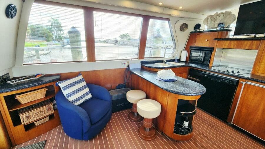 1999 Carver 530 Voyager Pilothouse