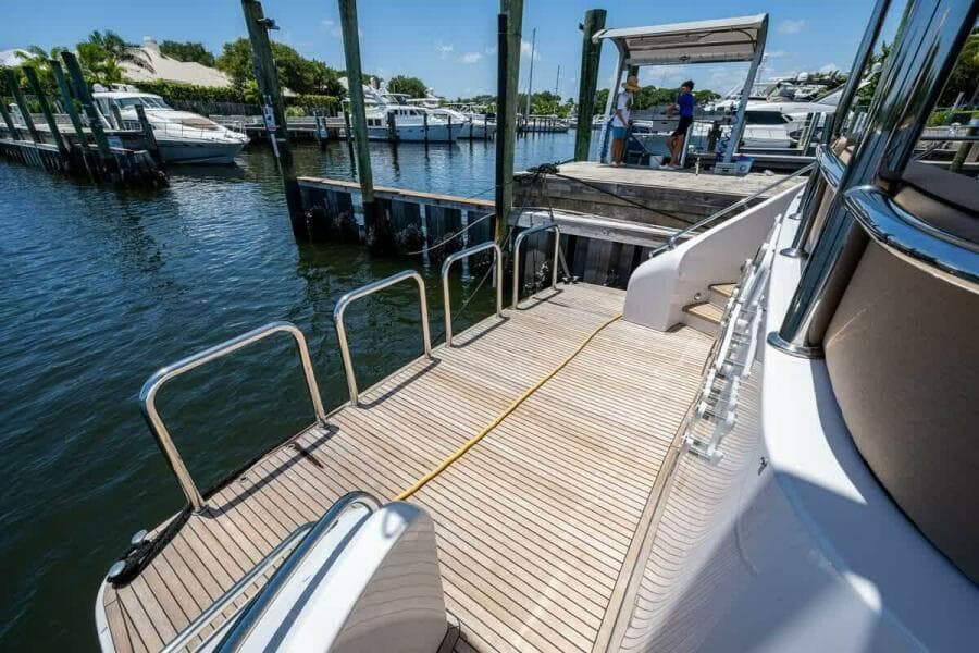 Ocean Alexander 78 Somewhere In Time- Swim Platform