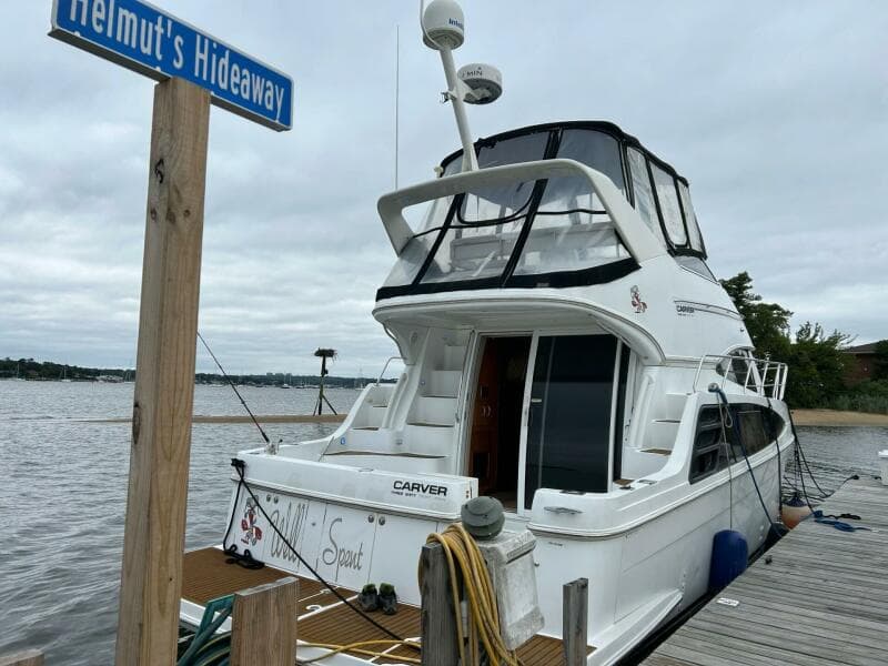 2003 Carver 360 Sport Sedan