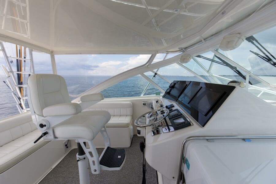 2007 40 Cabo Express Big Blue Bridge (3)