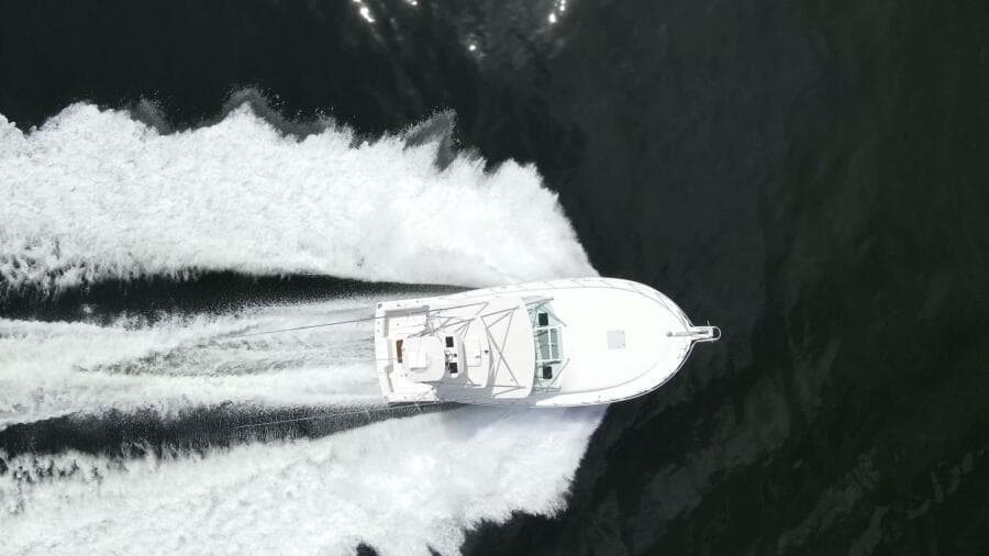 2007 40 Cabo Express Big Blue Exterior (3)