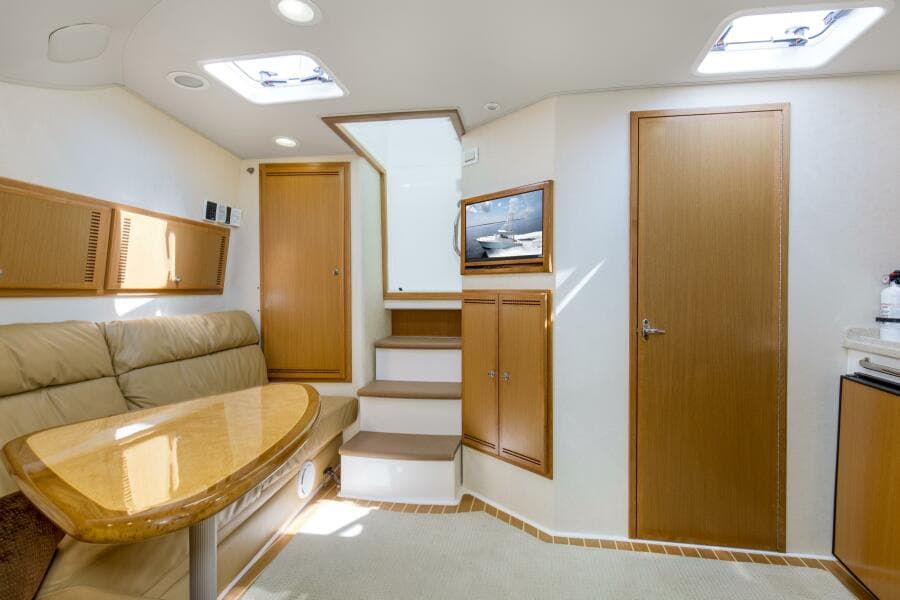 2007 40 Cabo Express Big Blue Cabin (3)