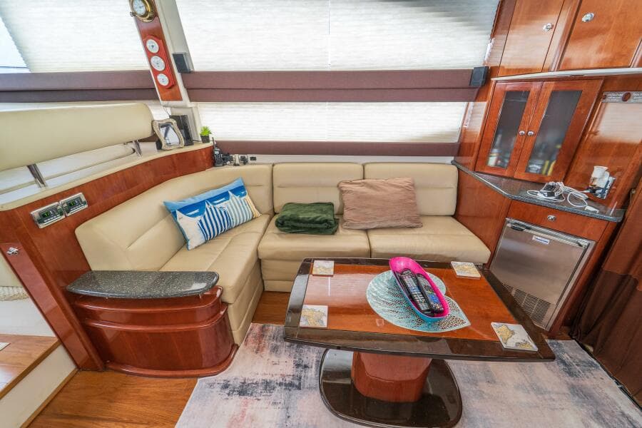 2009 Meridian 441 Sedan