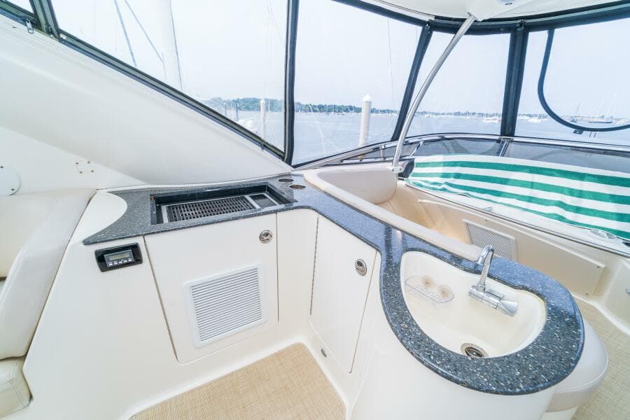 2009 Meridian 441 Sedan