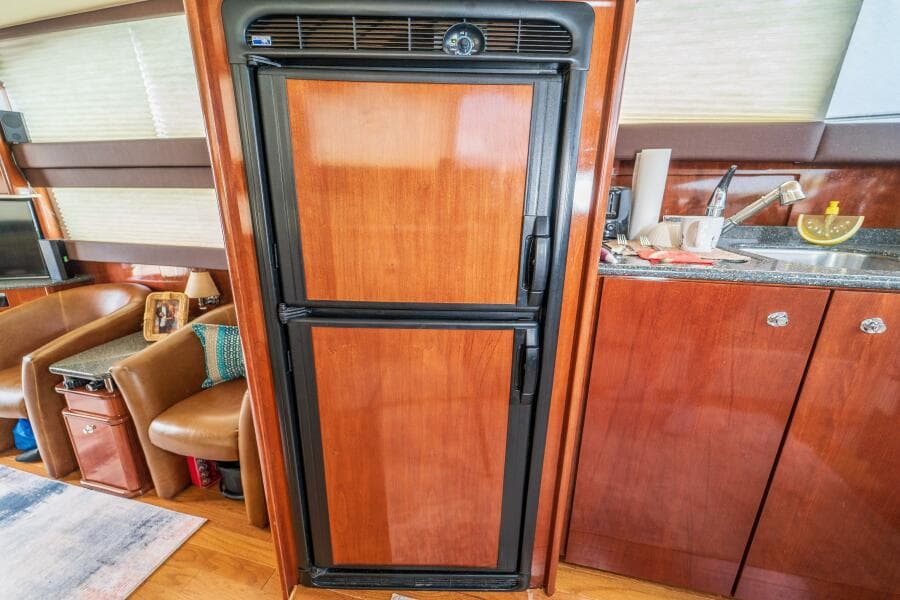 2009 Meridian 441 Sedan