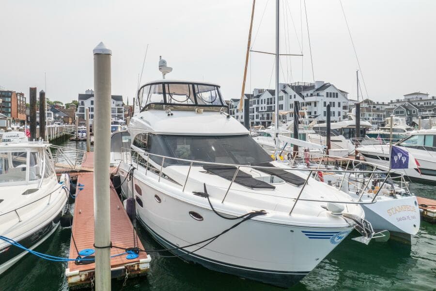 2009 Meridian 441 Sedan