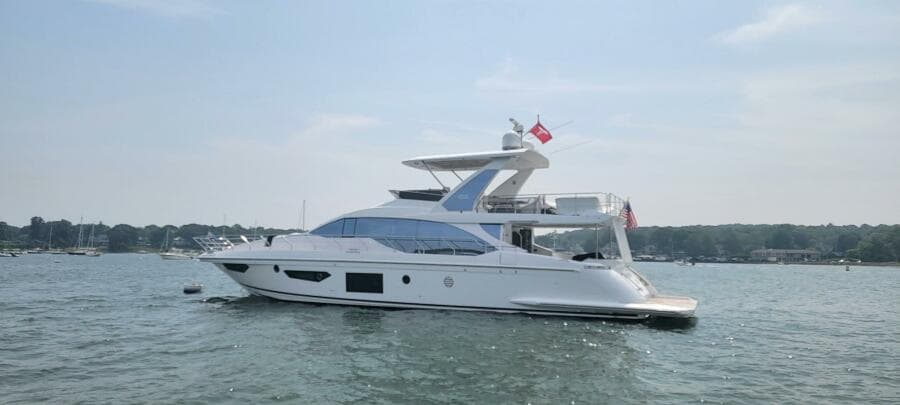 2022 Azimut 66