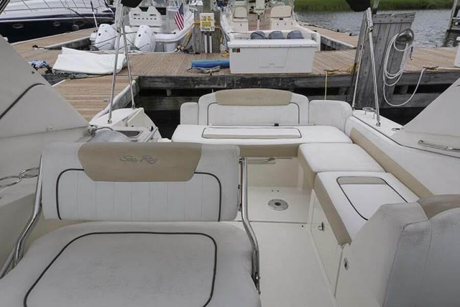 2010 Sea Ray 310 Sundancer