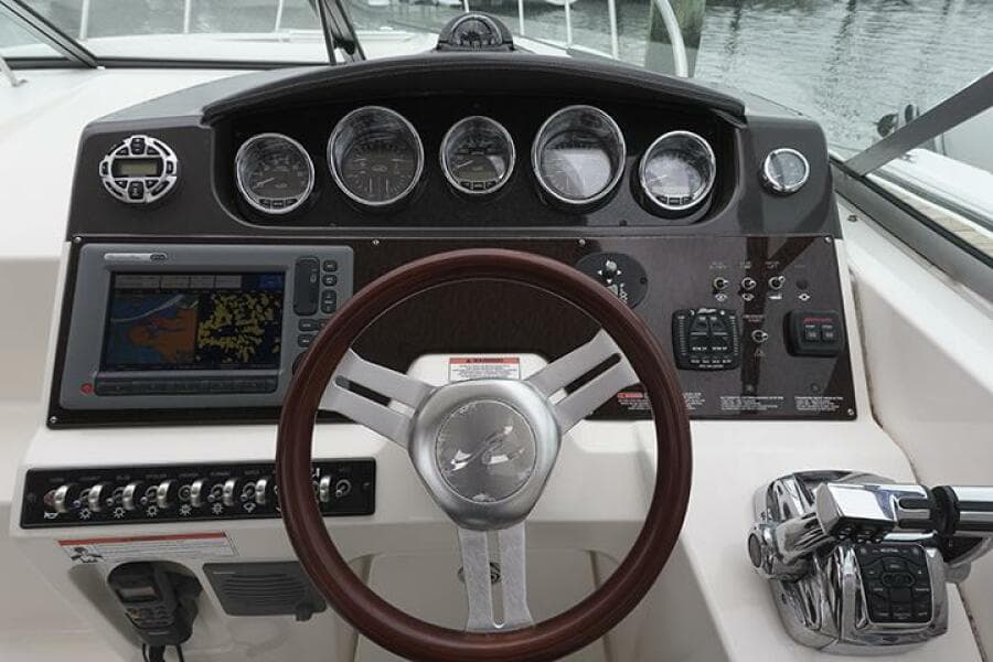 2010 Sea Ray 310 Sundancer