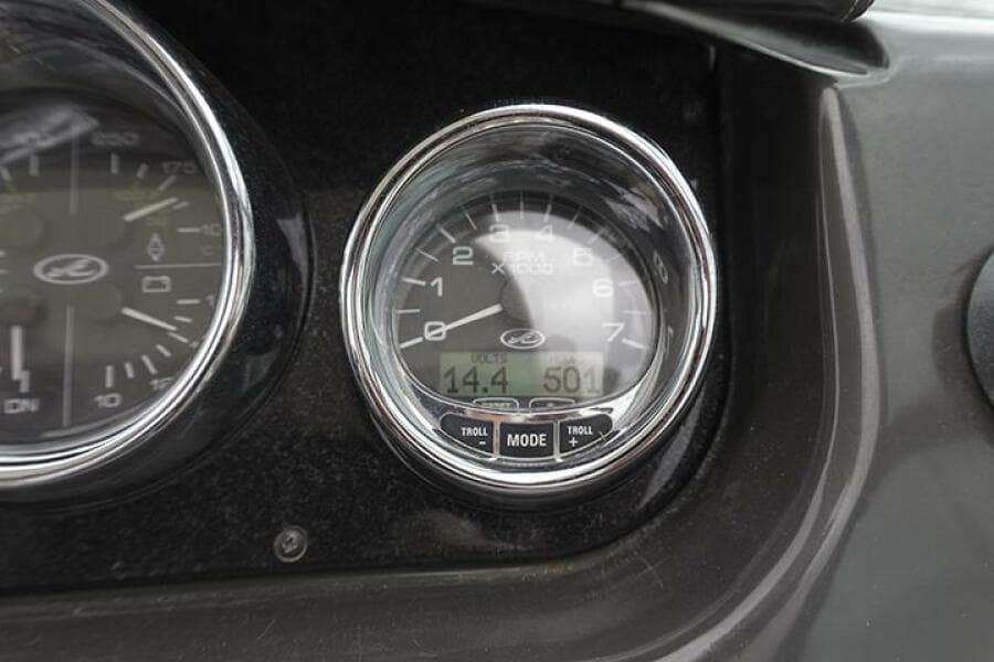 2010 Sea Ray 310 Sundancer