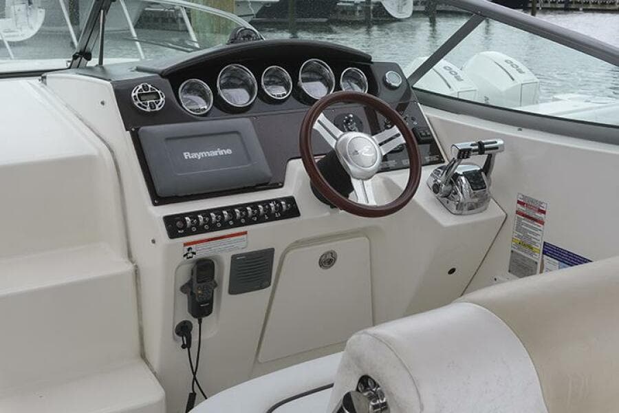 2010 Sea Ray 310 Sundancer