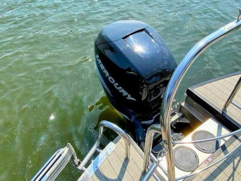 2018 Harris FloteBote 250 Grand Mariner Single Lounging Double Tritoon