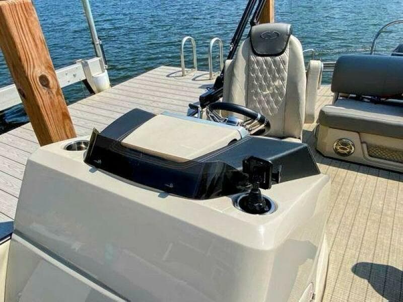 2018 Harris FloteBote 250 Grand Mariner Single Lounging Double Tritoon