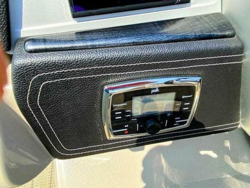 2018 Harris FloteBote 250 Grand Mariner Single Lounging Double Tritoon