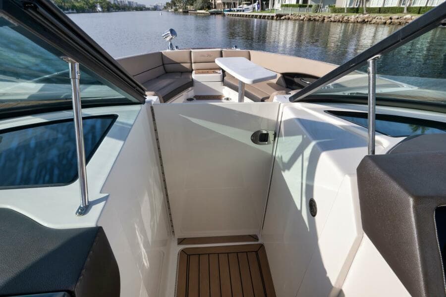 2016 Sea Ray 350 SLX