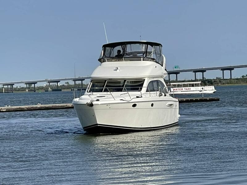 2006 Meridian 411 Sedan