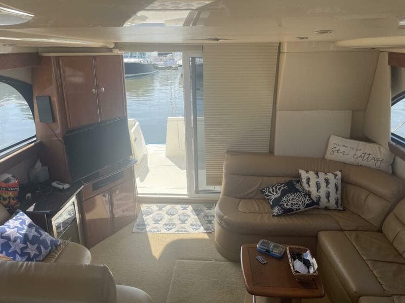 2006 Meridian 411 Sedan