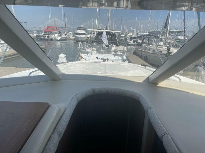 2006 Meridian 411 Sedan