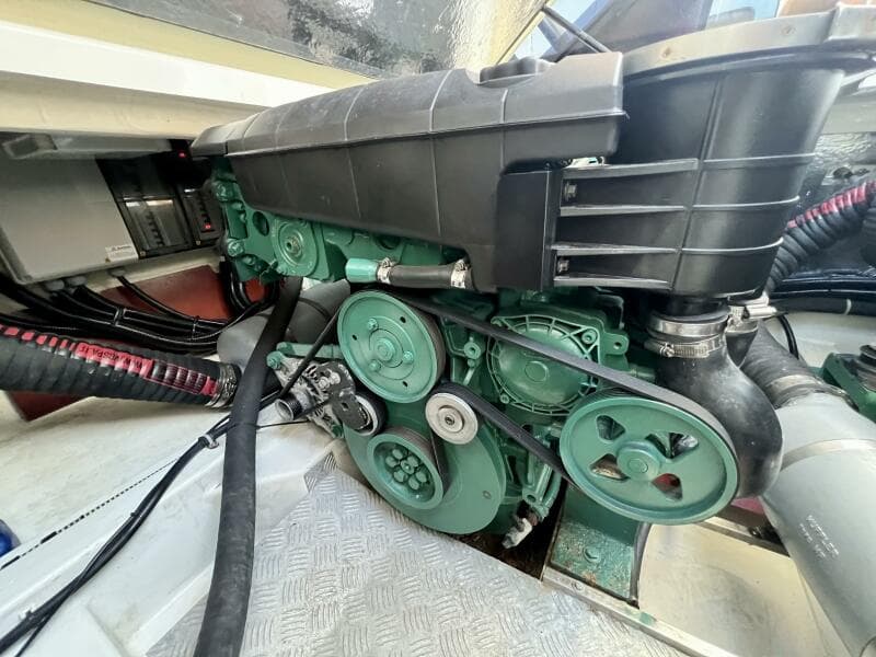 2018 Nimbus 365 Coupe