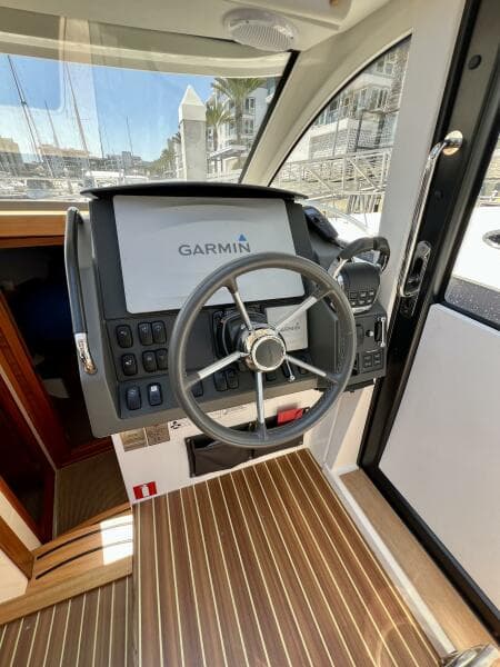 2018 Nimbus 365 Coupe