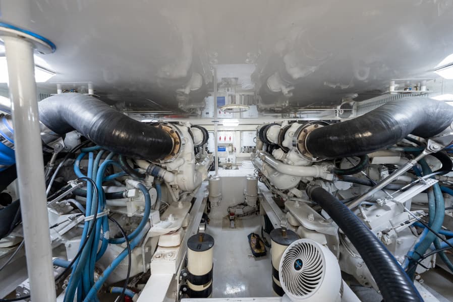 2003 Viking 45 Convertible Big Sky