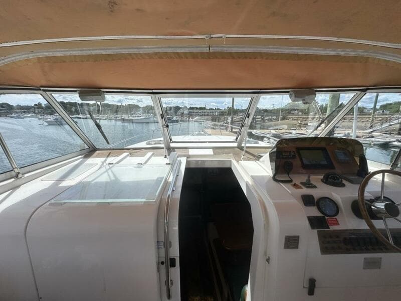 2002 Mainship Pilot 34