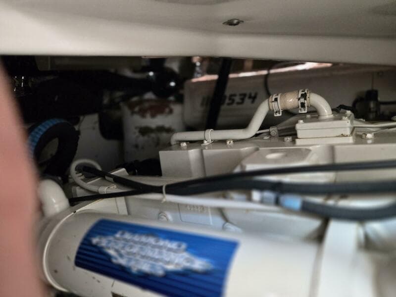 2001 Tiara Yachts 3800 Express