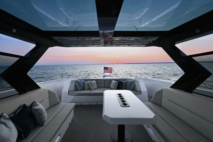 2022 Vanquish Yachts 
