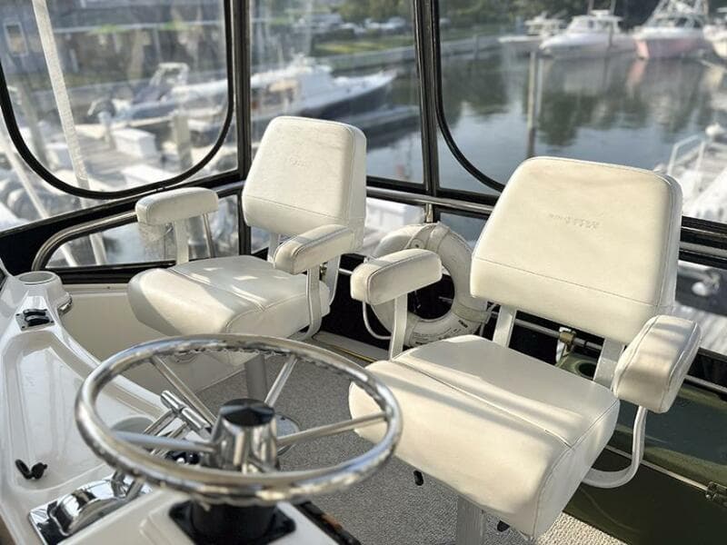 2002 Silverton 42 Convertible