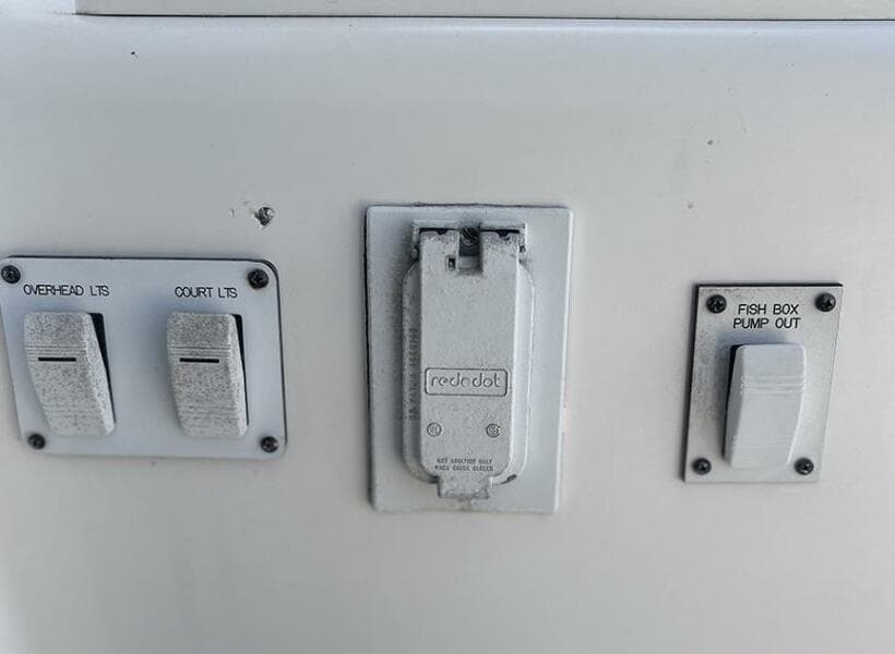 2002 Silverton 42 Convertible