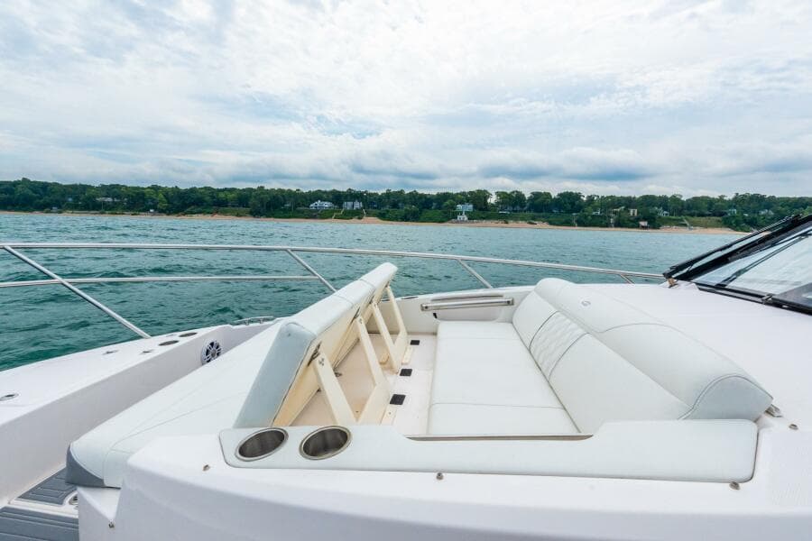 2022 Regal 36 Grande Coupe