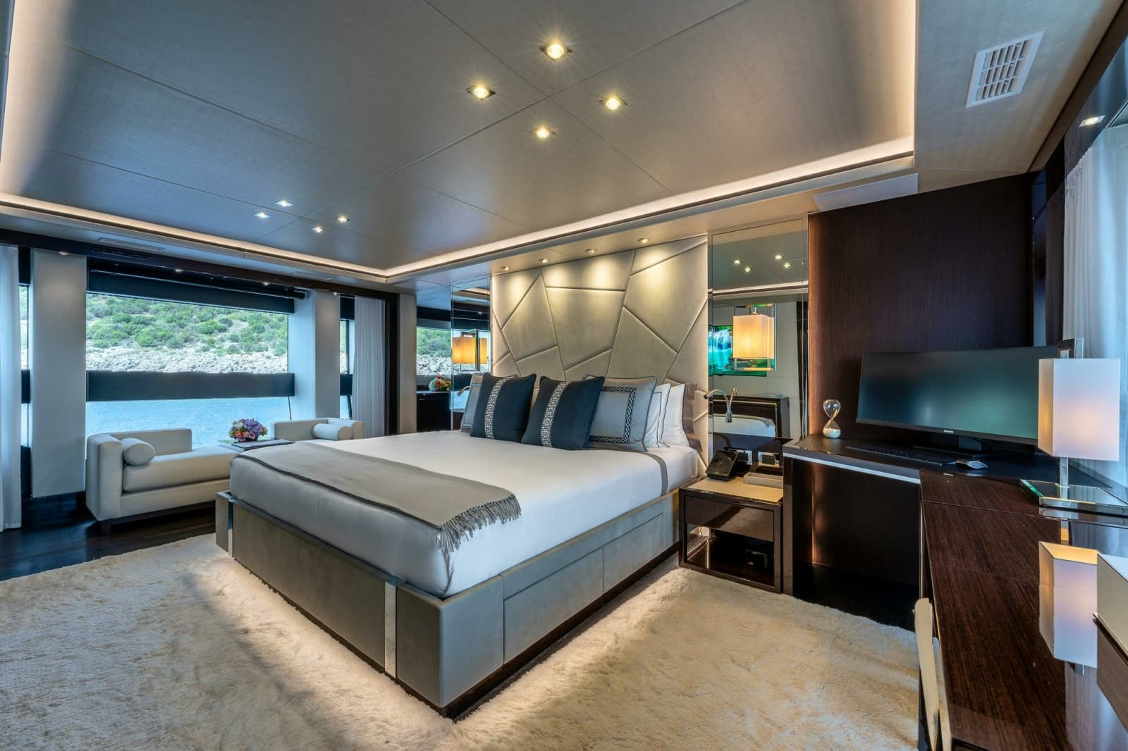 2020 Sunseeker Sunseeker 116 Yacht