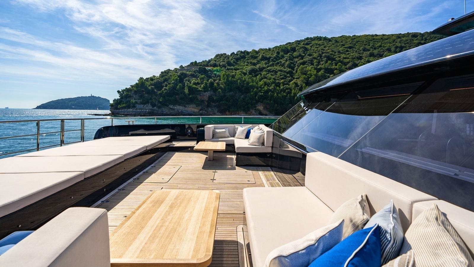 2025 SUNREEF YACHTS Sunreef 100 Power - Photo 13