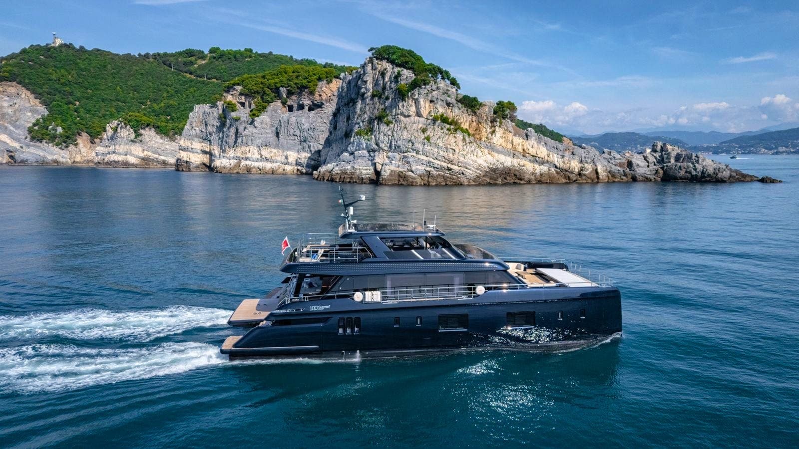 2025 SUNREEF YACHTS Sunreef 100 Power - Photo 3