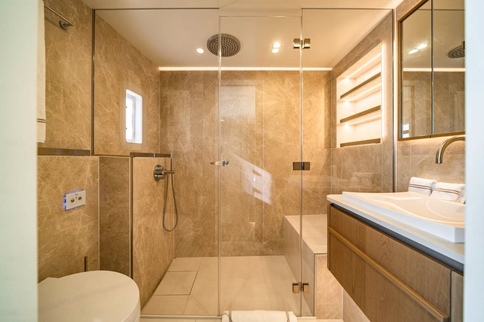 2025 SUNREEF YACHTS Sunreef 100 Power - Photo 51