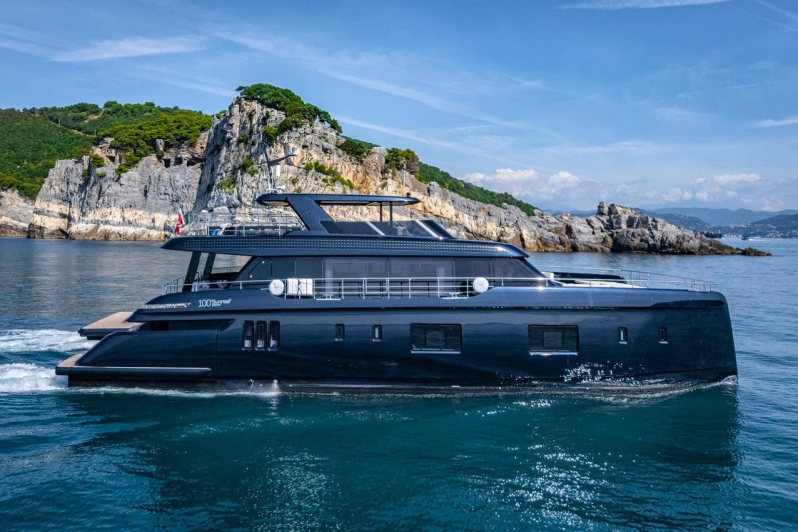 2025 SUNREEF YACHTS Sunreef 100 Power - Photo 1