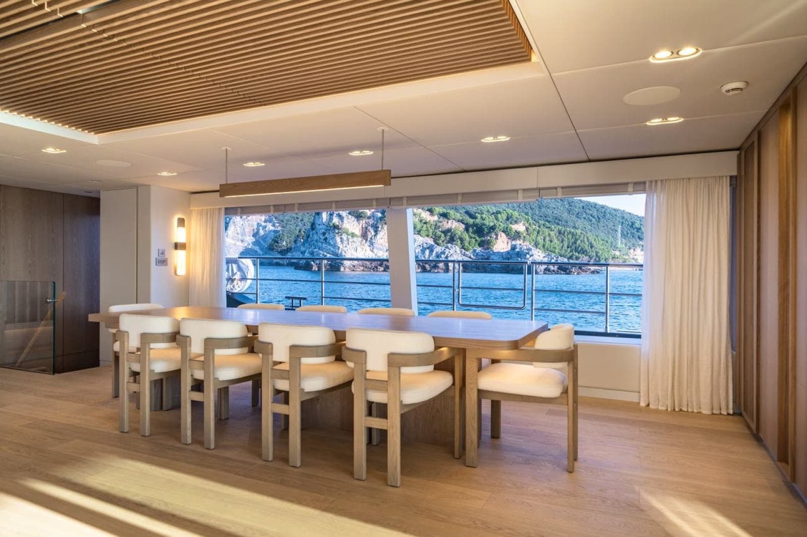 2025 SUNREEF YACHTS Sunreef 100 Power - Photo 26