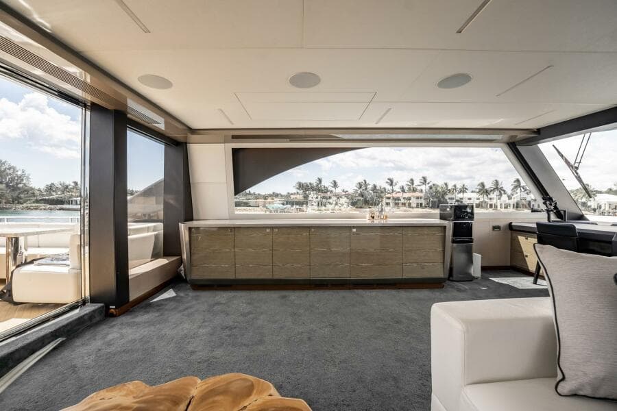 2021 Ocean Alexander 27 Explorer